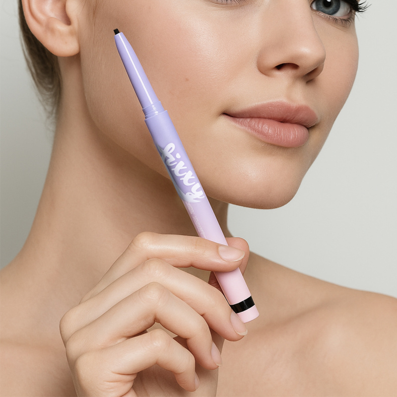 PEACH C Slim Waterproof Fixxyliner 01 Black Водостойкий карандаш для глаз, чёрный